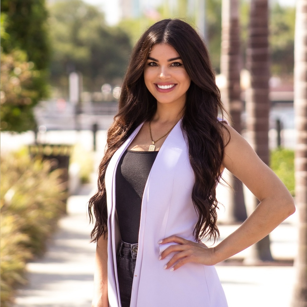 Meet your Posher, Kelly